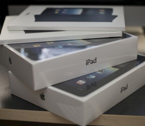 Real World Example: 500 iPads from Boxes to Students
